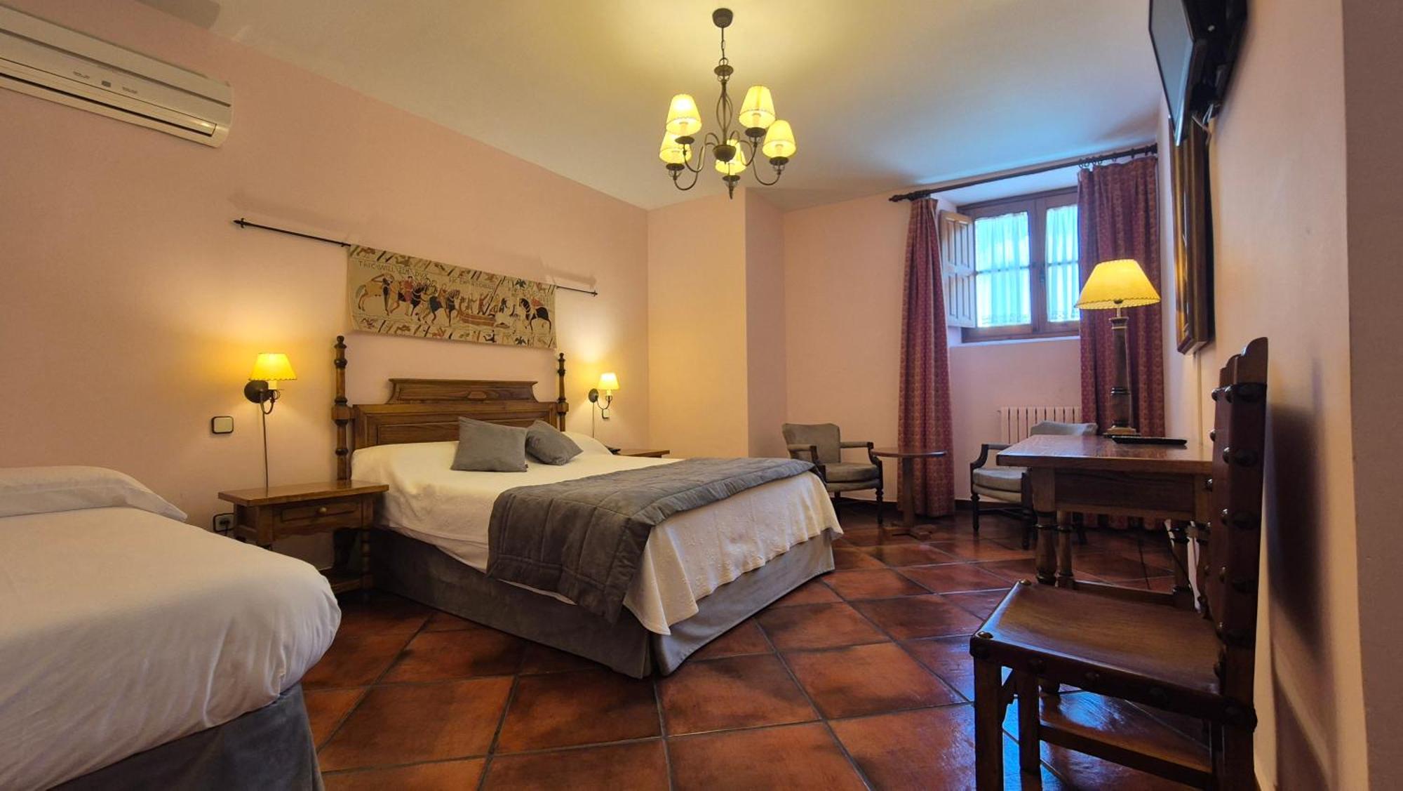 Ávila Hotel Las Cancelas מראה חיצוני תמונה